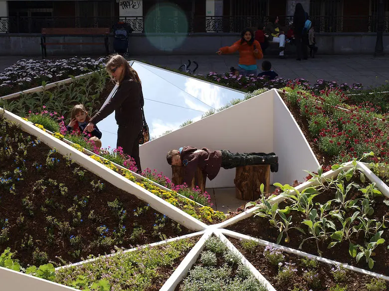 Usuarios apropiándose del jardín